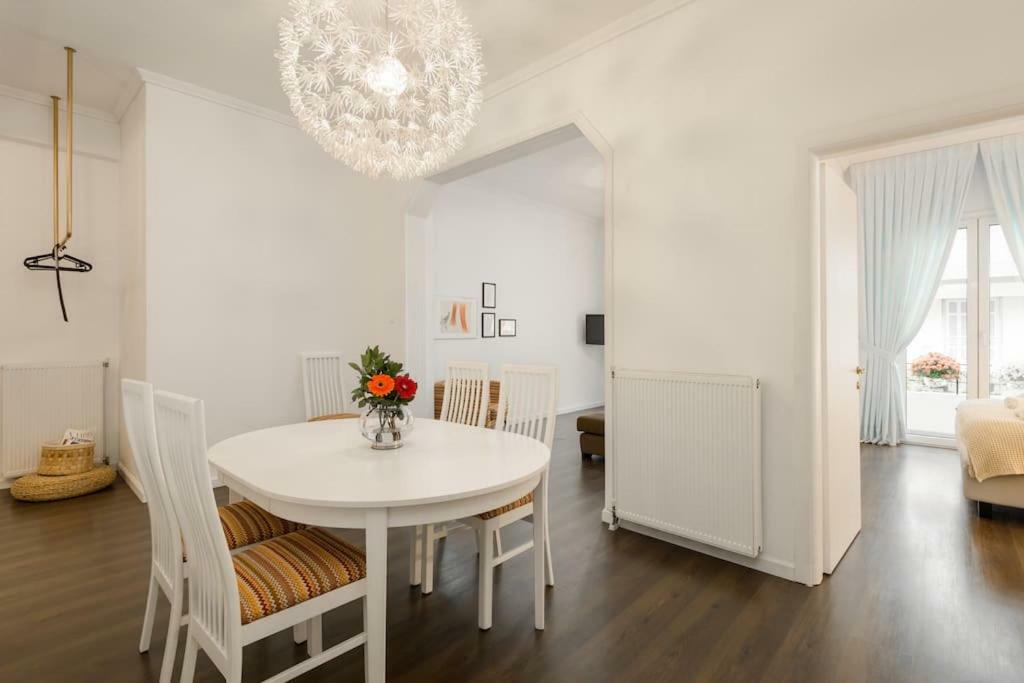 Roman Market- Upper Aristotelous Sq Luxury Apartment سالونيك المظهر الخارجي الصورة
